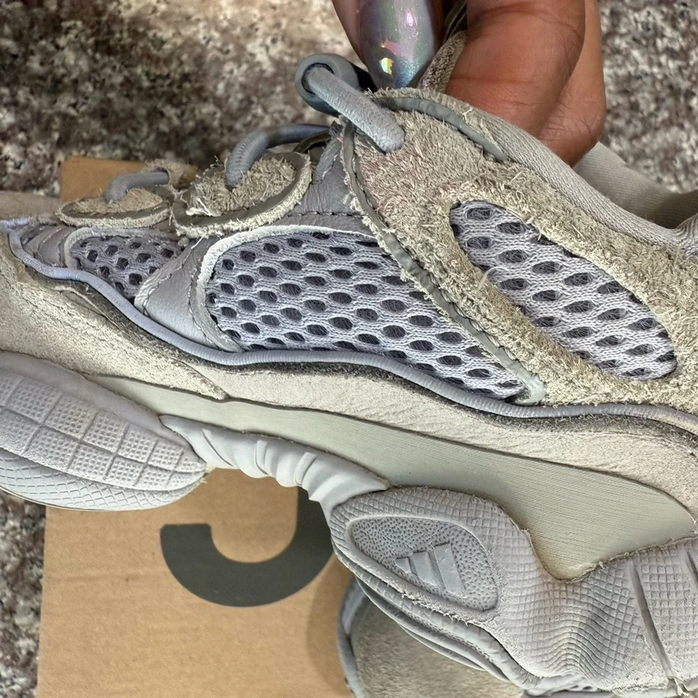 Yeezy 500 Kids Sneakers in Gray - Picture 6 of 15